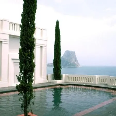 Atico Con Espectaculares Vistas Al Penon De Ifach * קלפה