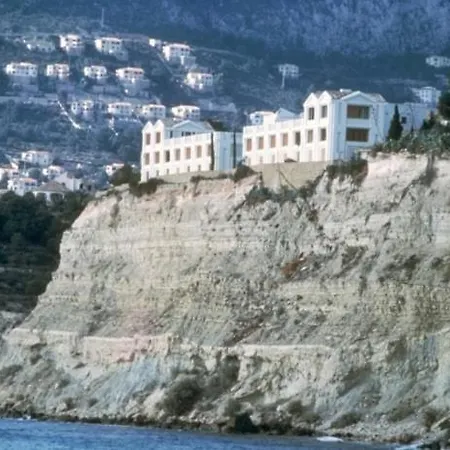Atico Con Espectaculares Vistas Al Penon De Ifach 아파트